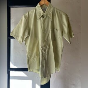 Vintage 70’s Pale Avocado Green Mens Sir Walter Button Up